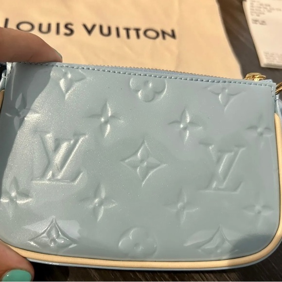 RARE: NWT Louis Vuitton Mini Pochette Accessoires Valentine Lollipop Blue - Picture 3 of 14
